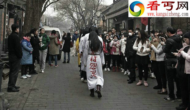 《荒村怨灵》发贺岁特辑 改编苗家灵异传说 