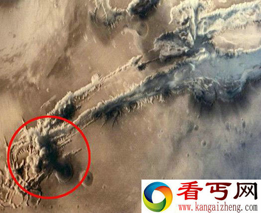 火星文明毁于核爆 探测器拍到核爆炸蘑菇云