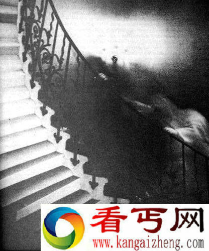 1、郁金香楼梯的鬼影