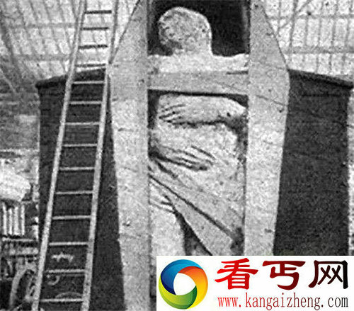 人类史前文明巨人骨骸竟是外星人化石
