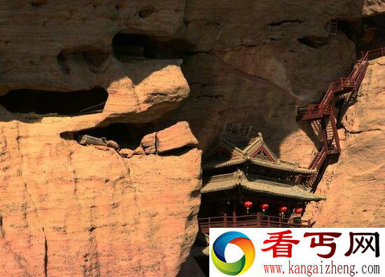 龙虎山悬棺之谜,悬赏四十万仍找不到答案究竟为何