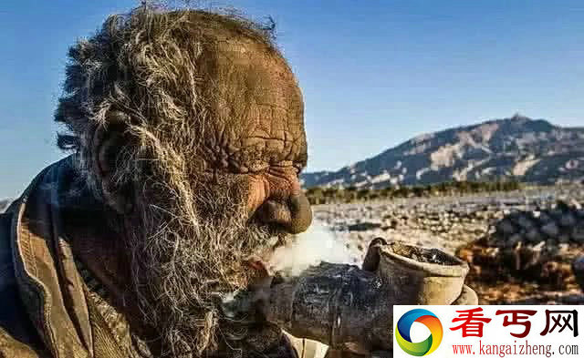 世界上最长时间不洗澡的人