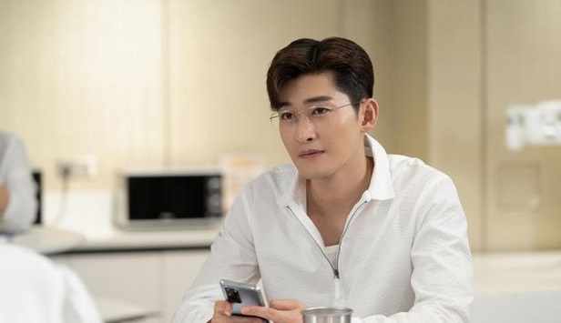 张翰新剧台词疑歧视女性再陷争议