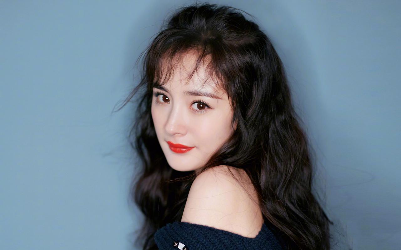 杨幂胸围多少 她的三围真实曝光