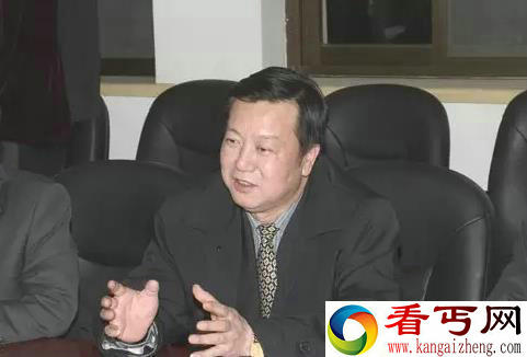 起底“六毒”书记邓崎琳情妇系武汉女老板