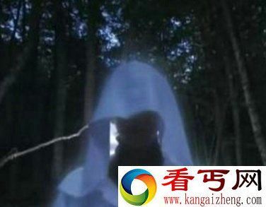 白衣怪人