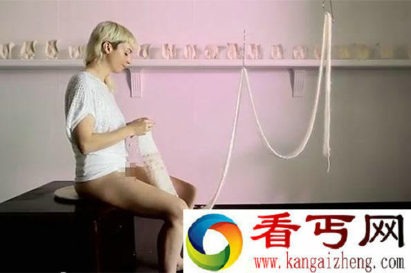 美女艺术家阴道玩编织 28天从未间断