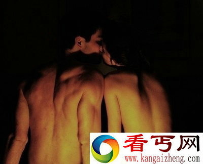 男子半夜找小三 没想到小命都丢了