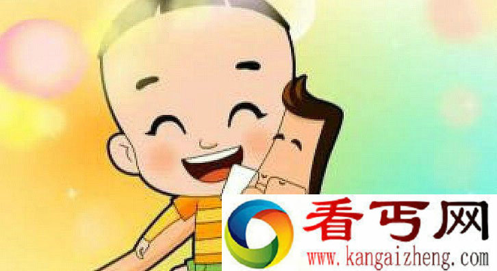 儿子嫌父亲毛衣太丑 哭着拒绝被送到教室门口