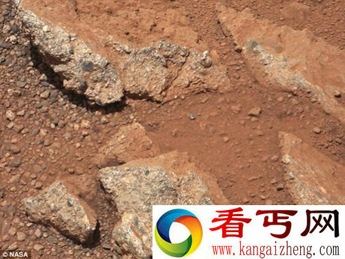 火星存在生命的新希望 “好奇”发现古代河流遗迹