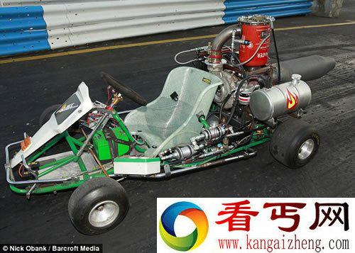 自制喷气动力卡丁车 目标就是要打破这世界纪录