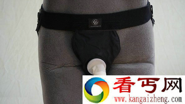 英国发明男性专用保险套尿袋 让你想尿就尿