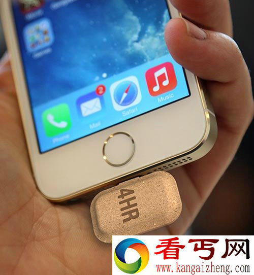 胶囊状移动电源 拿在手里完全看不出来