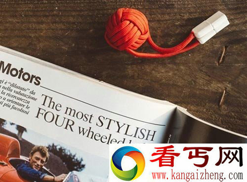 超迷你移动电源 还能够充当钥匙挂坠