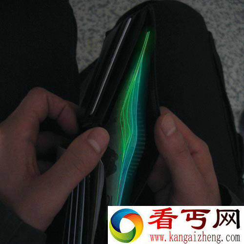会发光的纸币 夜晚也能有独特的享受