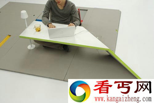 百变地垫land peel 还能变出电脑桌和茶几