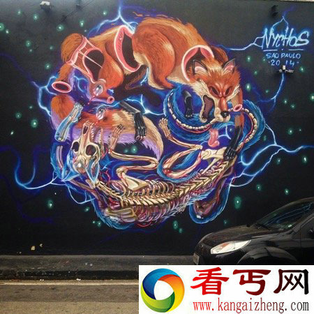 街头解剖艺术绘画 恐怖之中充满艺术气息