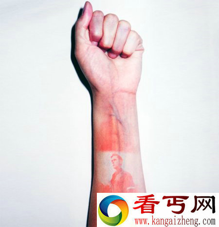 另类日光浴人体照片
