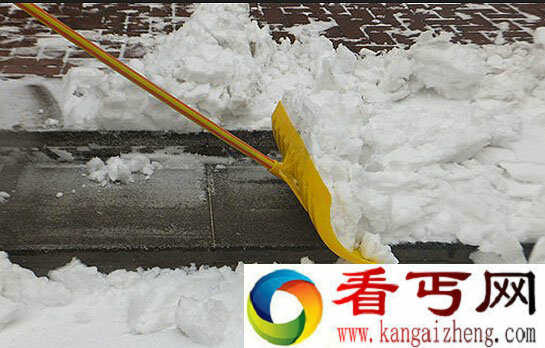 斯巴鲁的广告牌雪铲