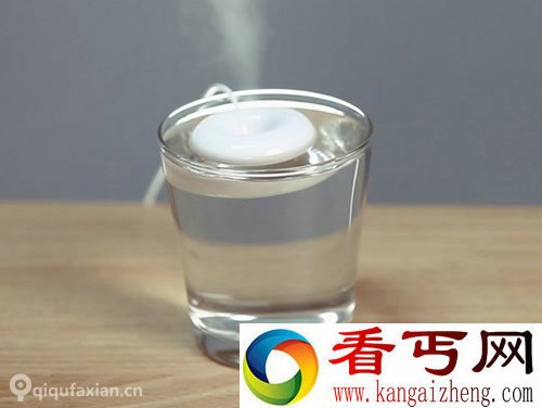 Fogrg 杯子里的加湿器 像一个mi 版的甜甜圈