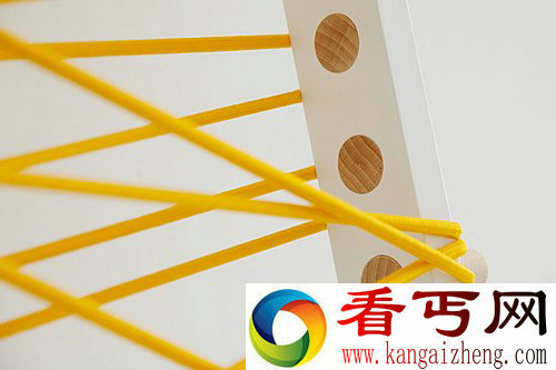 Ladder 交错衣帽架 看着就像被拆了的梯子