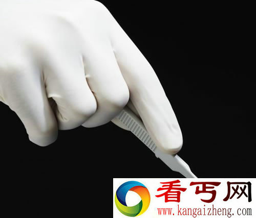 智能手套 真实的触感 可用于切除手术和其它相关手术