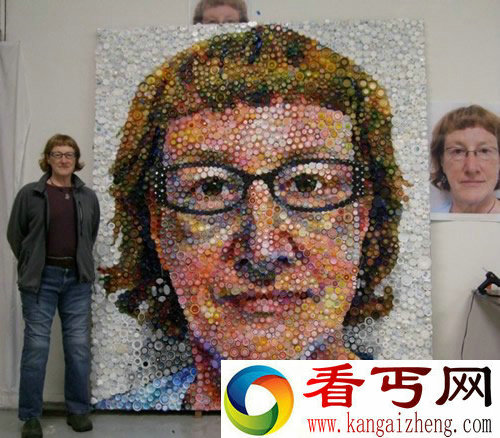 塑料瓶盖的自画像 将其变成艺术品