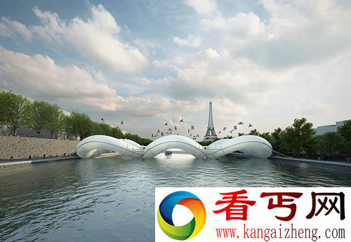 “蹦床桥” 蹦蹦 跳跳 玩着过桥 超级有趣