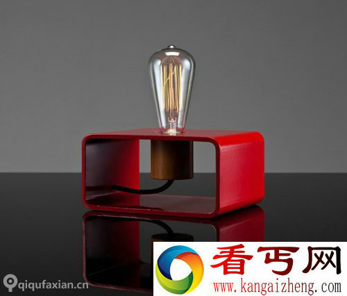 Section 美丽的灯泡 采用原木烤漆底座
