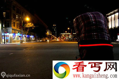HALO LED运动带 为了安全增强可见性