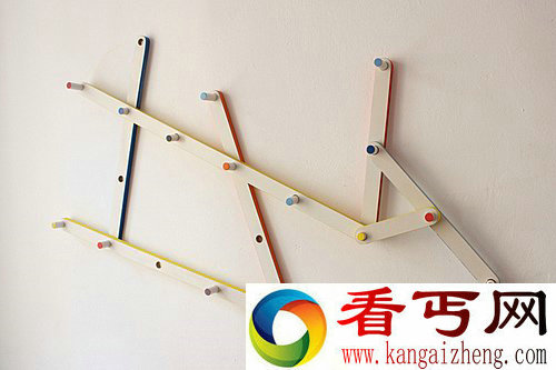 Play 玩衣帽架 一个不断变化的衣帽架