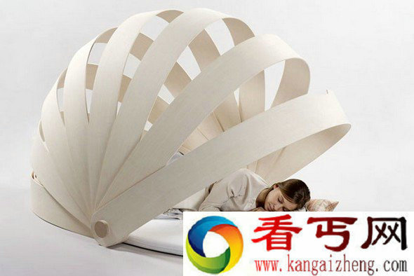 折叠蜗牛床，让人很有安全感。