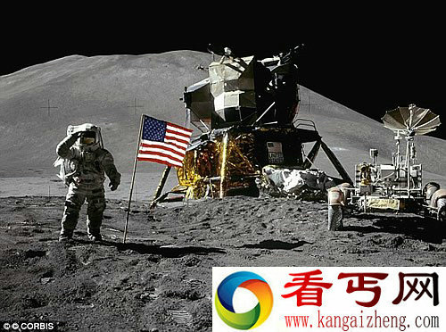 月球上依旧坚挺的美国国旗