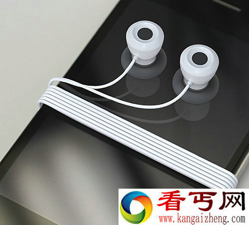 Ocus吸盘耳机 吸附屏幕帮你收纳