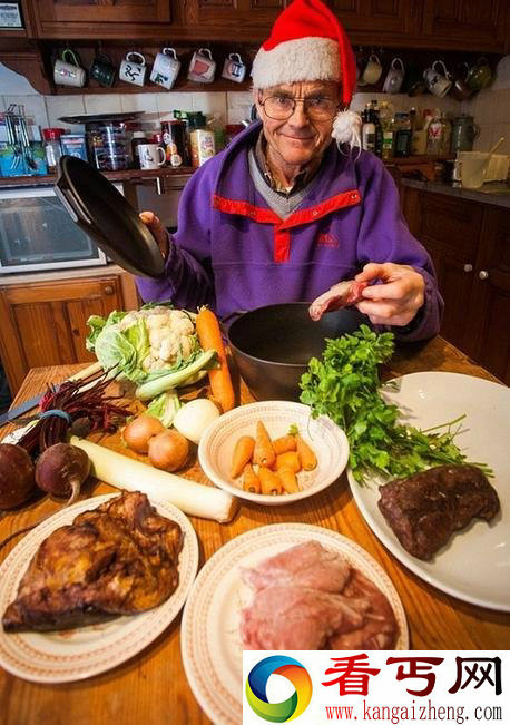 英国一老人捡食动物死尸 60多年无病无痛