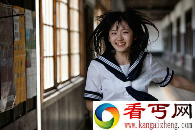 看了这些校服后觉得制服诱惑什么的都弱爆了