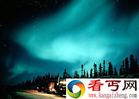 科学家称北极光逐年减弱 出现频率降至百年最低