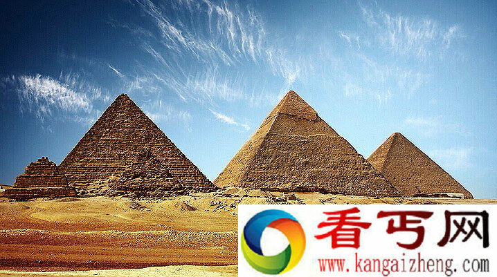 欧洲航天局罗塞塔飞船在彗星发现神秘“金字塔”