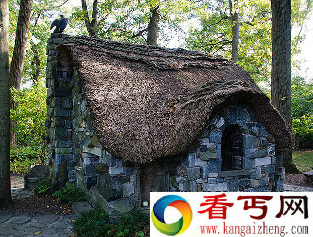  美国惊现“鬼屋事件”
