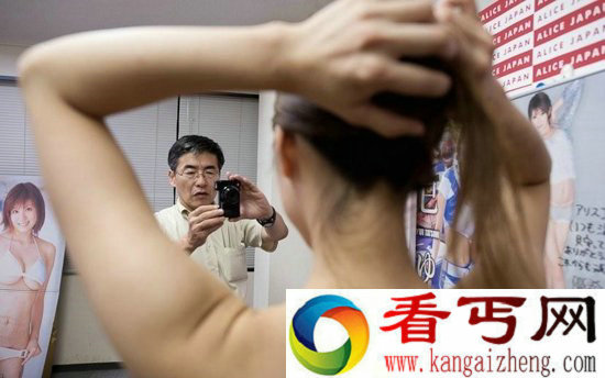 最性福让所有男人艳羡的工作  实拍日本女优面试官的日常工作