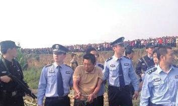 嗜赌男子玉米地奸尸后将遗体焚毁