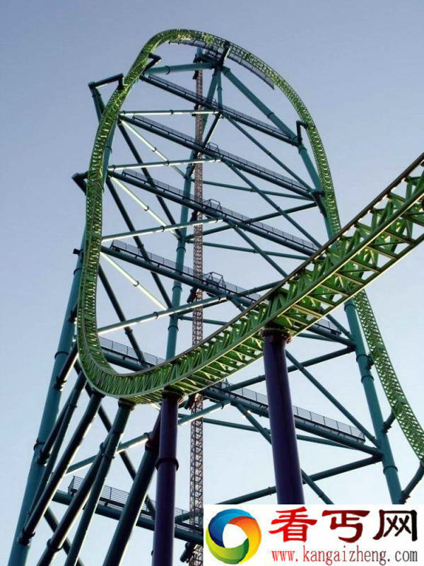  全球最高跳楼机 Six Flag’s Zumanjaro: Drop of Doom