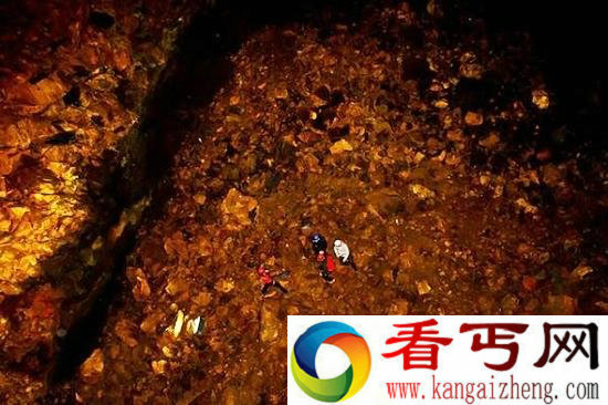 探寻世界上唯一能从内部探祕的火山!