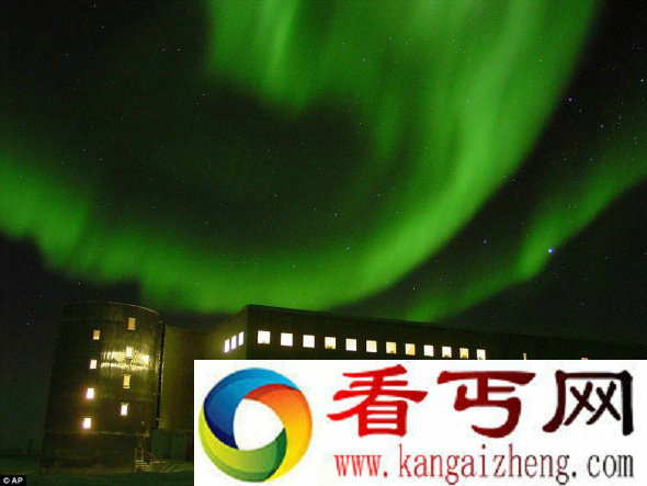 宇航员太空拍到如蛇般蜿蜒壮观南极光