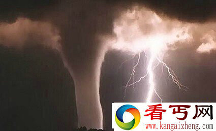 百慕大三角区海底或发现亚特兰蒂斯玻璃金字塔