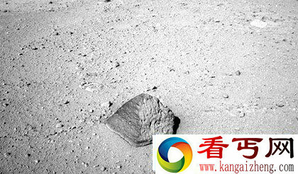 好奇号在火星发现金字塔石头