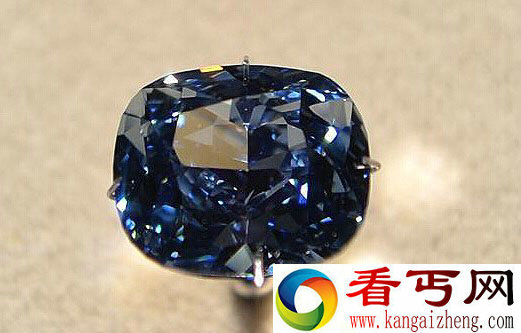南非出土罕见钻石 “蓝月亮”或成最贵宝石