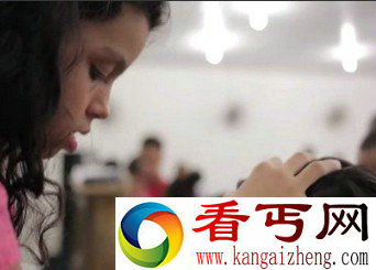 巴西惊现＂神之手＂女孩:治愈癌症和艾滋不治之症