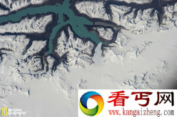 南美洲智利安第斯山地冰川 最大的湖泊之一