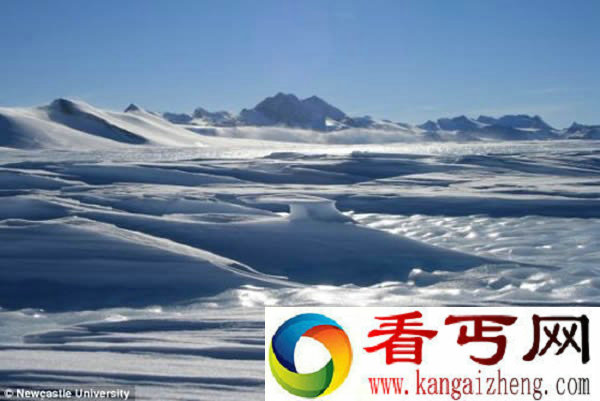 科学家在南极洲冰下发现一个比美国大峡谷还深的古老海槽